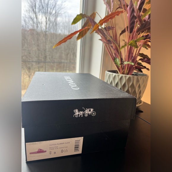 NWOB- Coach - 9M. Pink Rubber Slides - Picture 2 of 4